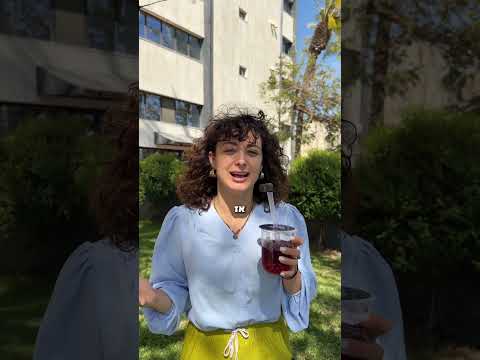 ⁨ מזג האוויר - אִ(ל)טַّקְס נהדר, וזה כמובן הזמן לתה קר!🍹 בואו נלמד איך אומרים את זה בערבית 👩‍🏫⁩
