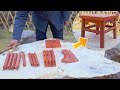 阿木爷爷制作18根木块，结构不同，做成可拆卸凳子