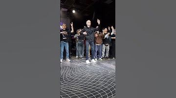 Robot dance Flashmob part 1