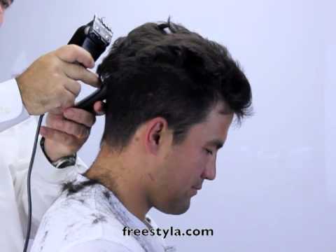 cutting mans hair with clippers