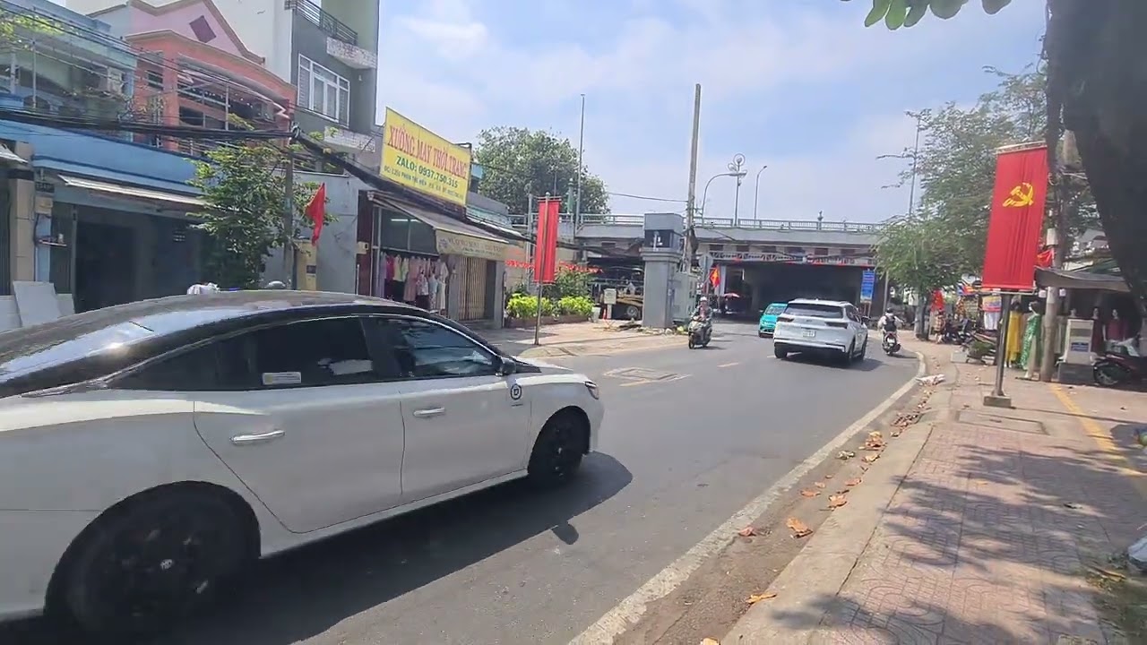 Nhà mặt tiền rẻ nhất đường phạm thế hiển ngay chợ nhị thiên đường