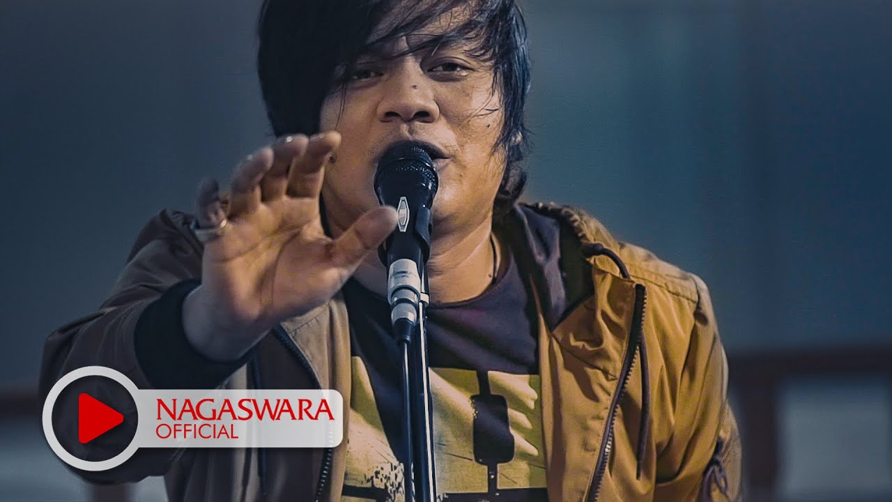 Angkasa   Cinta Dan Sakit Ini Official Music Video NAGASWARA  music