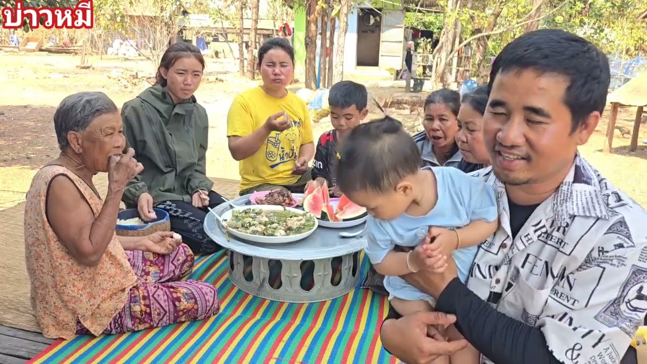 บ่าวหมีเข้าครัว.