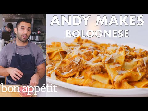 Veggie Spaghetti Bolognese | Super Food Family Classics | Jamie Oliver. 