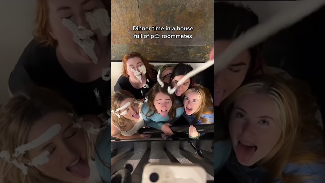 Snack time is the best time!! 