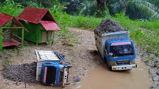 TERJANG LUMPUR‼️RC TRUK BERMUATAN PASIR HITAM OVERLOAD.. akhirnya terguling 🔥🔥