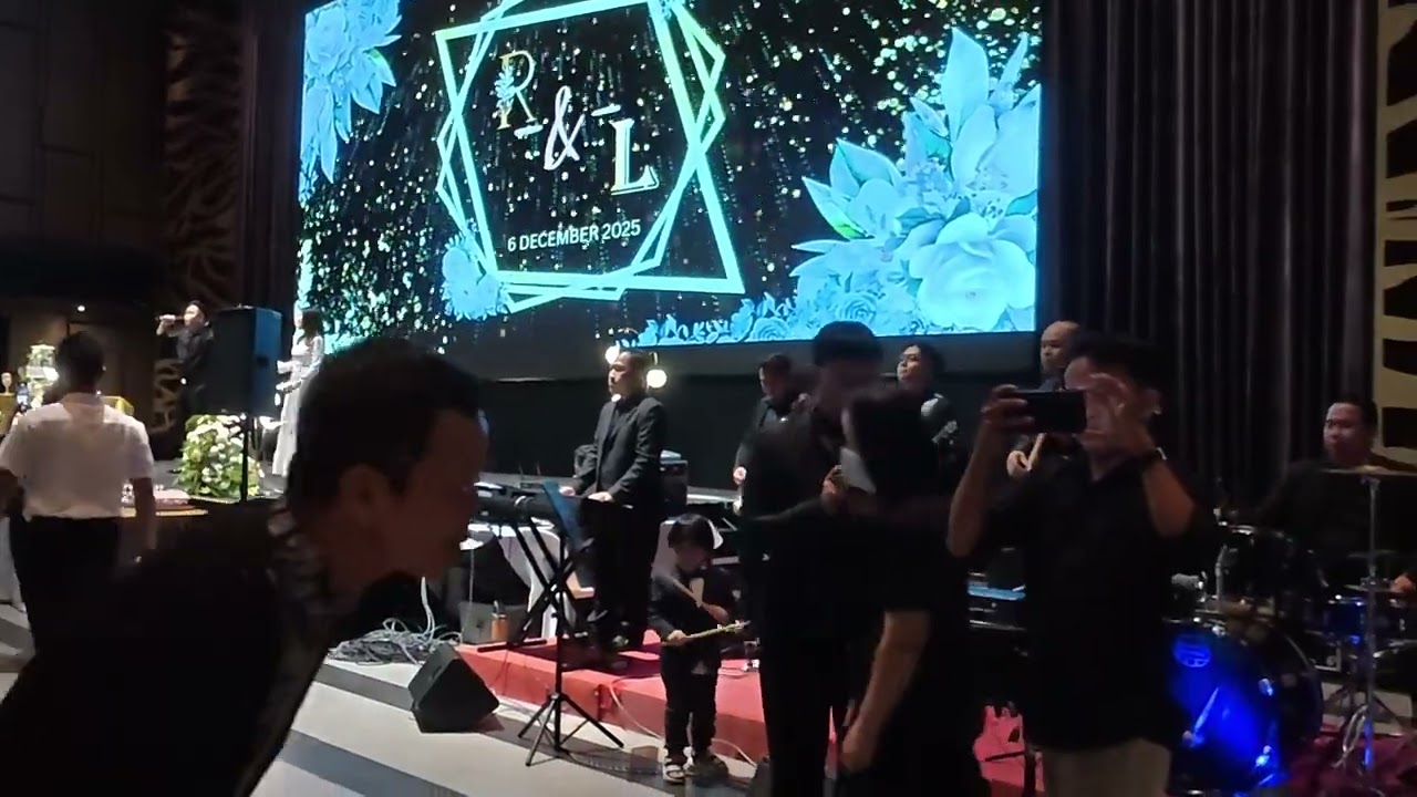 SUMPAH DANJI TUA_GULLIVER THOMAS & CHRISTAL NATALLIE