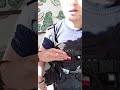 Zadyma przed kamieniom z policją