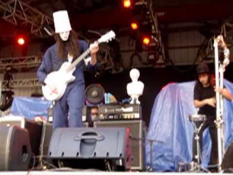 buckethead that 1 guy summer camp 2009 part 1 5-22-09