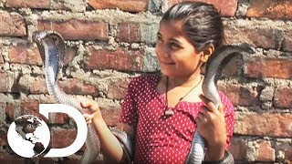 A Menina Encantadora De Serpentes Meu Corpo, Meu Desafio L Discovery Brasil