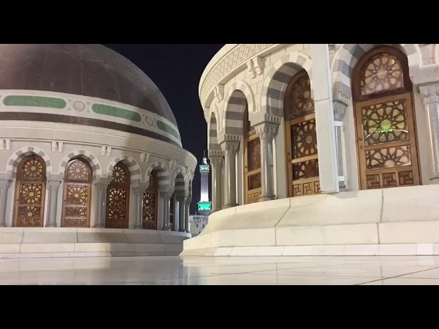 تسجيل من سطح الحرم لصلاة العشاء من سورتي النساء والأحزاب ٢-٥-١٤٤٢هـ