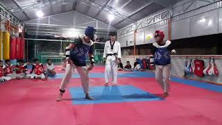 Taekwondo Đức Tâm ngày tập đối kháng nhiệt huyết