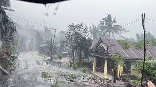 Heavy rain hits villages in the mountains of Indonesia||sleep in 5 minutes