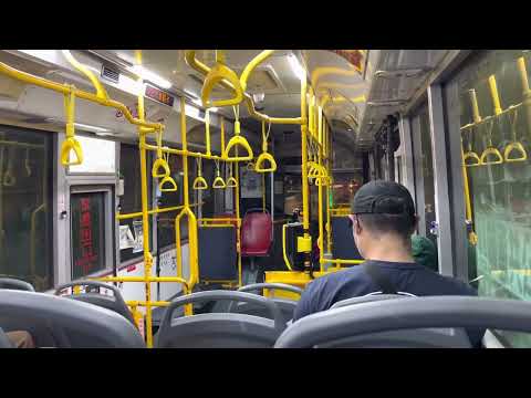 2022.10.18（星期二）中興巴士集團旗下 新北汽車客運公司 臺北市快速公車 919 路線（五堵-捷運忠孝復興站，去程），2016年份臺灣金龍汽車 KL6112U1低底盤 ,車號：FAB-982。