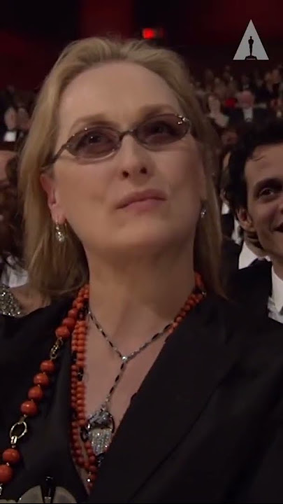 Devil Wears Prada at the Oscars | Anne Hathaway, Emily Blunt & Meryl Streep #shorts #oscars