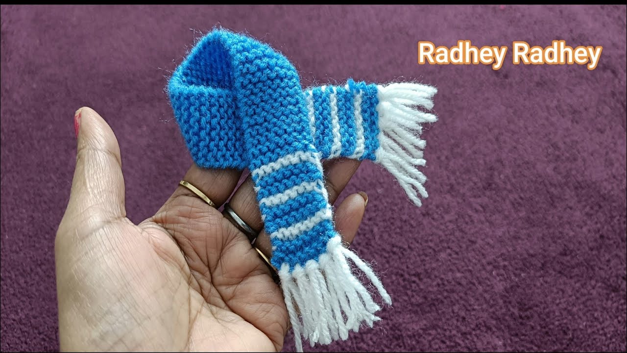 कान्हा जी के लिए सालाईयो से बनाए मफलर राधे राधे।