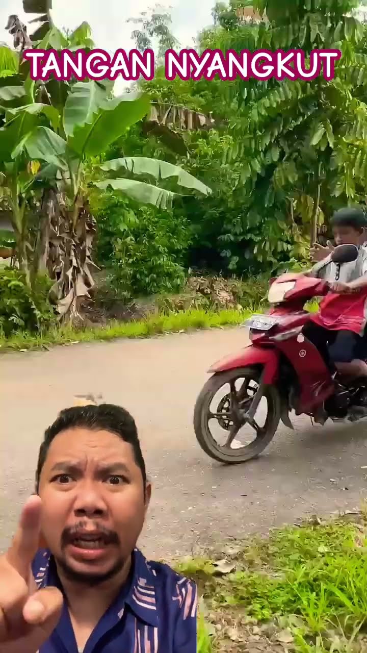 TANGAN YANG NYANGKUT!!!??