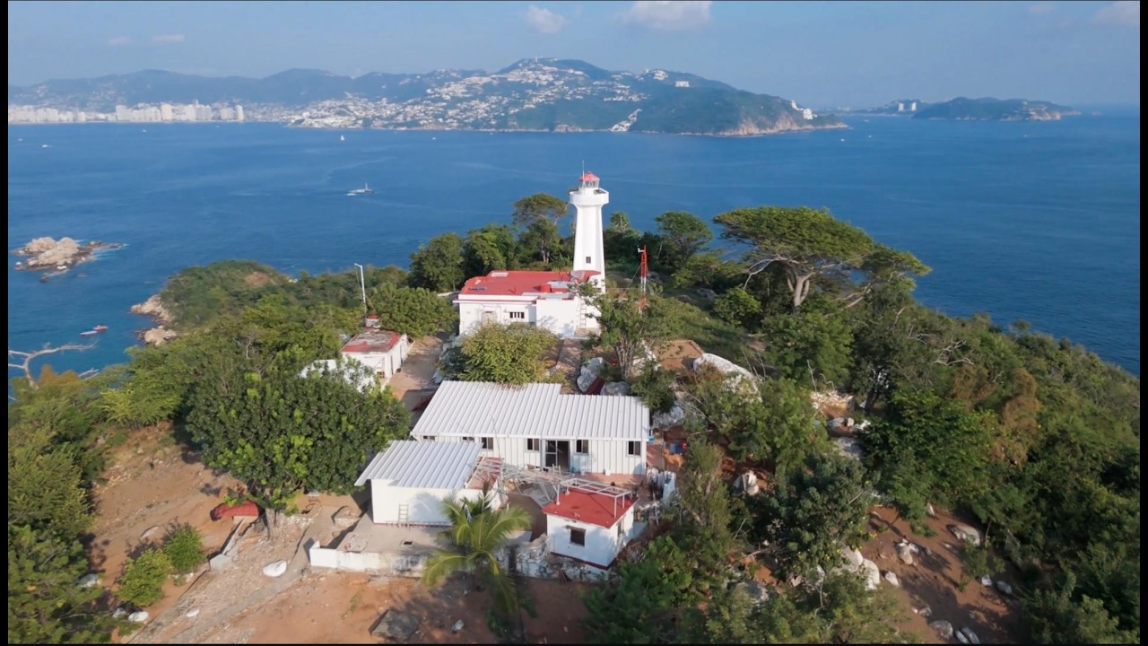 5 Razones por las que la Isla Roqueta es un Destino Imperdible en Acapulco