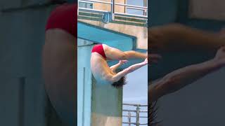 Sam Fricker diving