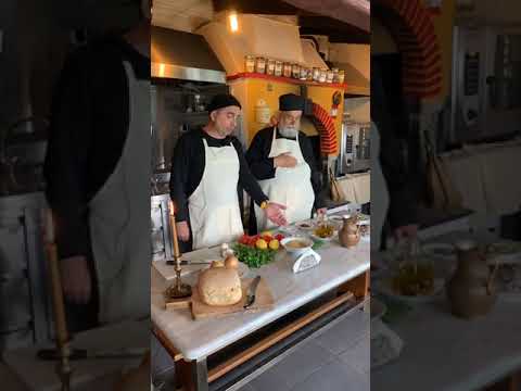 22.05.2020 Ola Kala Прямой эфир с Афона: секреты афонской кухни со старцем Епифанием