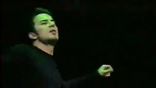 Tarkan-Başına Bela Olurum Performansı-Yılbaşı Konseri 1999 2000 Resimi