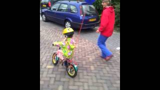 liesbeth fietst