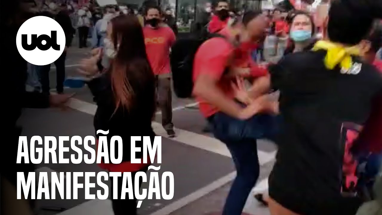 Militantes do PCO agridem manifestantes da esquerda durante ato na Avenida Paulista