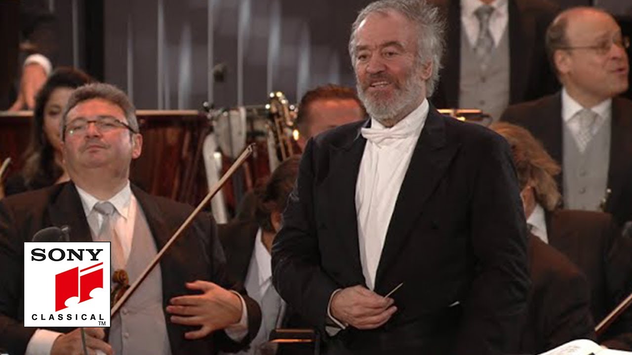 Παρακολούθηση Vienna Philharmonic – Mendelssohn: A Midsummer Night's Dream, Op. 61/4: Scherzo (SNC 2020) στο YouTube Παρακολούθηση Vienna Philharmonic – Mendelssohn: A Midsummer Night's Dream, Op. 61/4: Scherzo (SNC 2020) στο YouTube