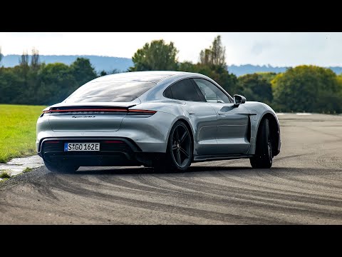 PREVIEW: Chris Harris Drifts The Porsche Taycan Turbo S | Top Gear: Series 28