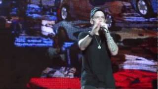 EMINEM 2011 - Shady is talking to the crowd - LIVE - HD 1080p