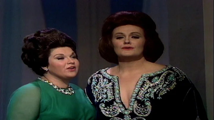 Joan Sutherland & Marilyn Horne "Mira, o Norma" on...