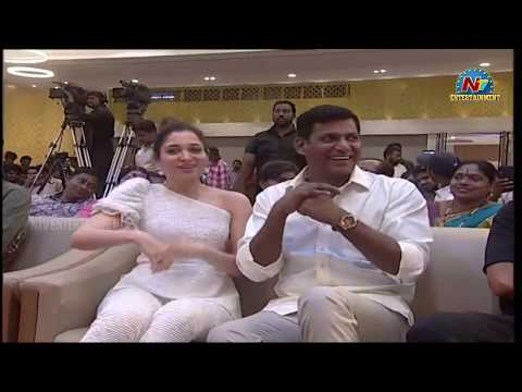 hero-vishal-entry-@-action-movie-pre-release-event-|-tamanna-|-ntv-entertainment