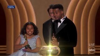 Green Bay native, UWMilwaukee alum wins Oscar for documentary film