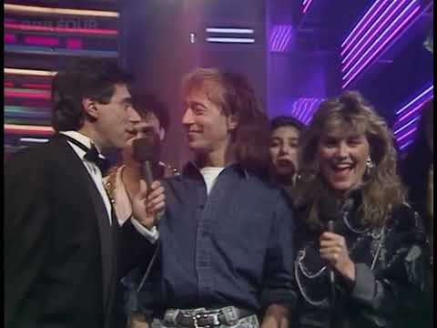 Robin Gibb making a brief appearance on TOTP Christmas Special, 1988