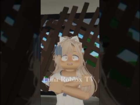 The deer can teleport?! | Luna Roblox TV