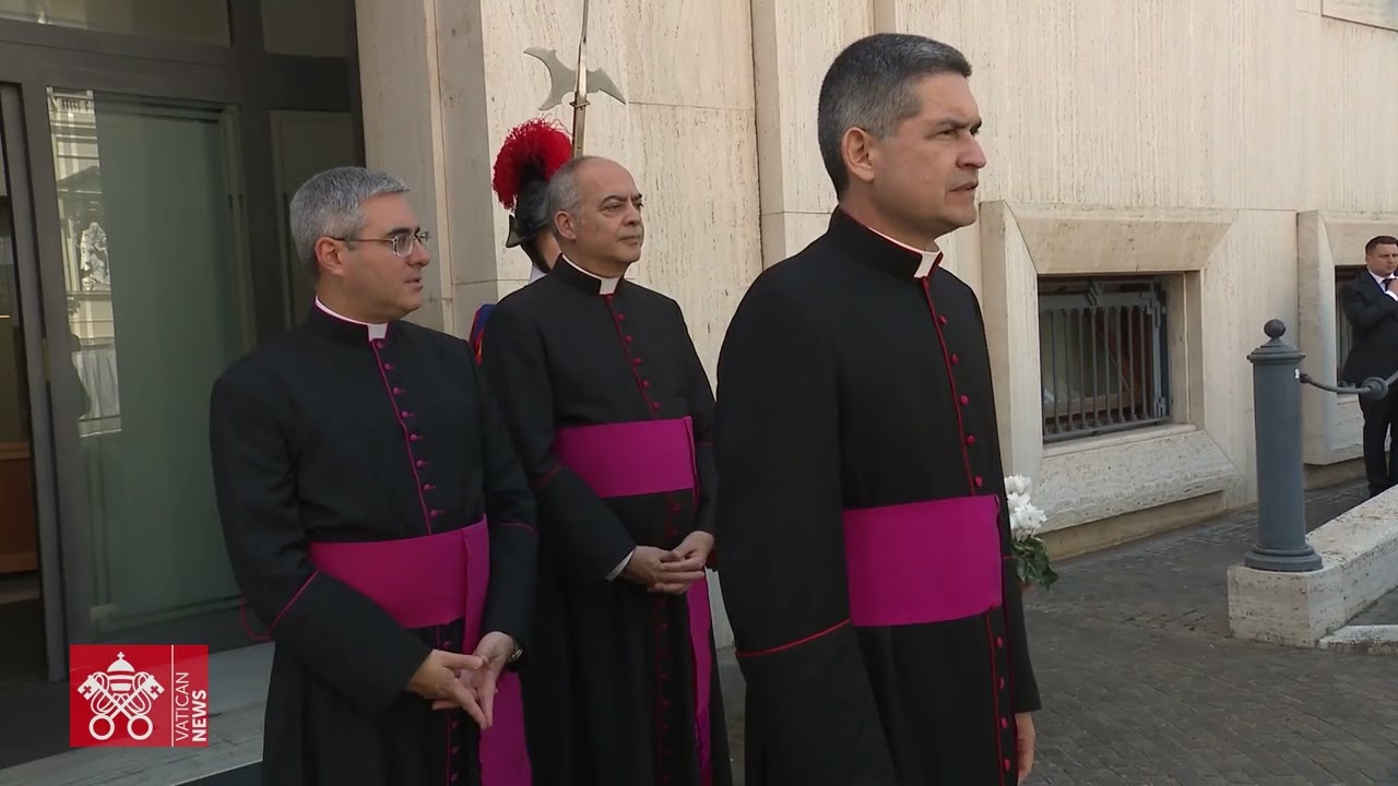 Autoridades italianas rinden homenaje al Papa Francisco