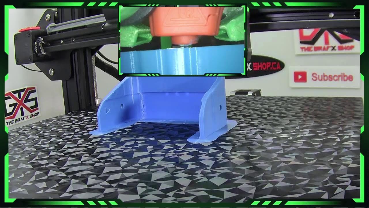 Live - 3D Printer Cam #250 - another random print in a new to me color ...