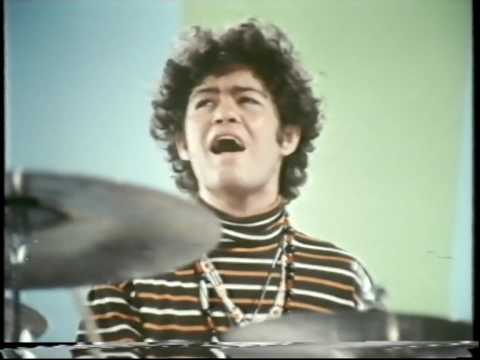 The Monkees - "Pleasant Valley Sunday" - ORIGINAL VIDEO - HQ