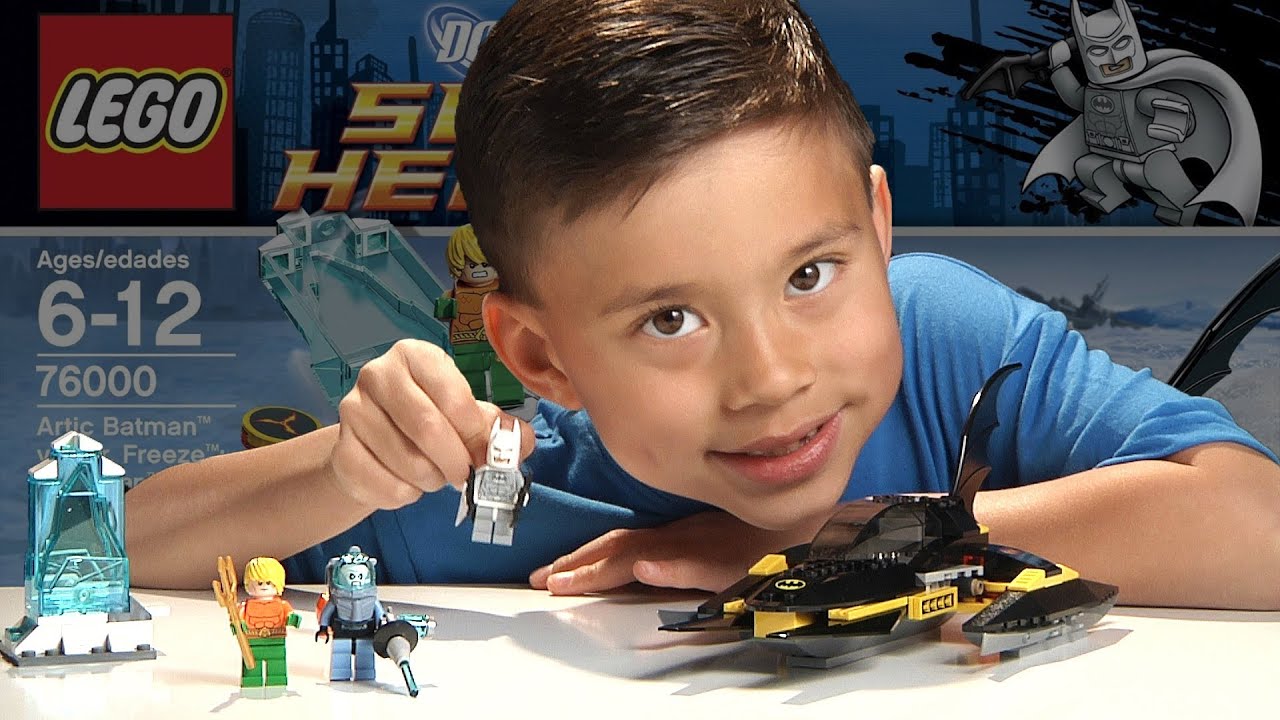 LEGO Super Heroes Arctic Batman vs. Mr. Freeze Play Set 