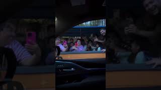 I surprised a Hollywood tour bus 🚌🌴😎