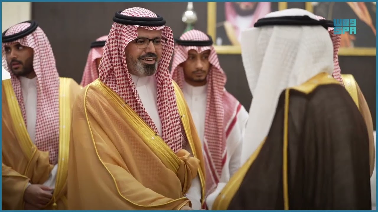 الأمير محمد بن عبدالعزيز يستقبل أهالي جازان المهنئين بتعيينه أميرًا للمنطقة. #واس
