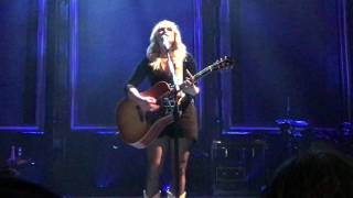 Video thumbnail of "Miranda Lambert-Tin Man Live HD"