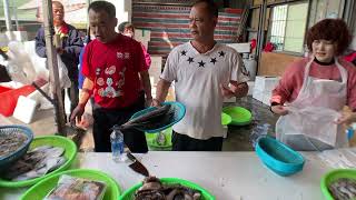 巨無霸的紅甘 壓軸上桌了 台中大雅市場 海鮮叫賣哥阿源 Taiwan seafood auction