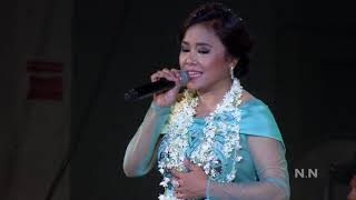 Vignette de la vidéo "Shwe Moe Ngwe Moe ( ေရႊမိုးေငြမိုး) - Ni Ni Win Shwe ( နီနီ၀င္းေရႊ )"