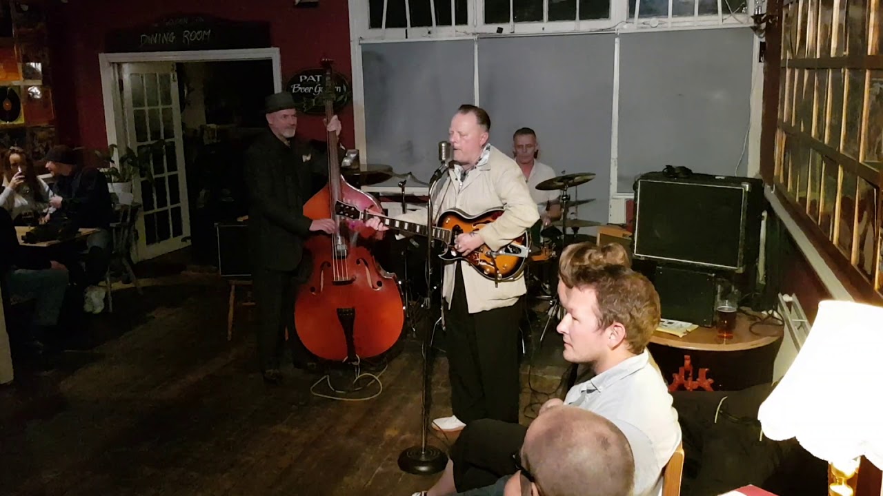 The House Rockers @ The Golden Lion ( 4 )