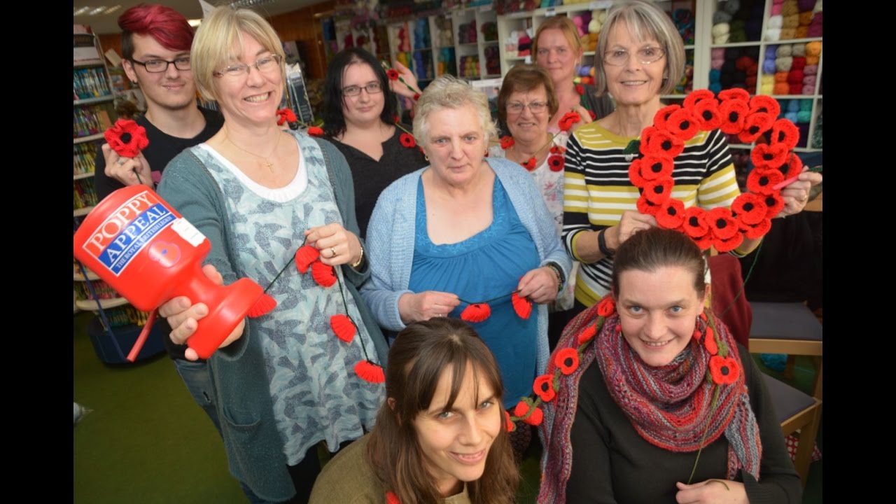 Knitting Poppies for Cullompton War Memorial