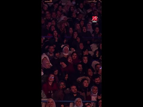 إيهاب توفيق يتألق في أغنية مالهومش في الطيب في حفلة نجوم الكاسيت 90