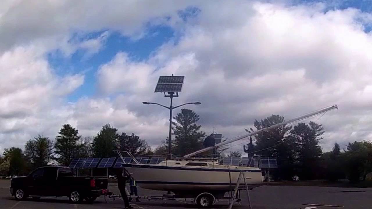 O'day 23 mast raising