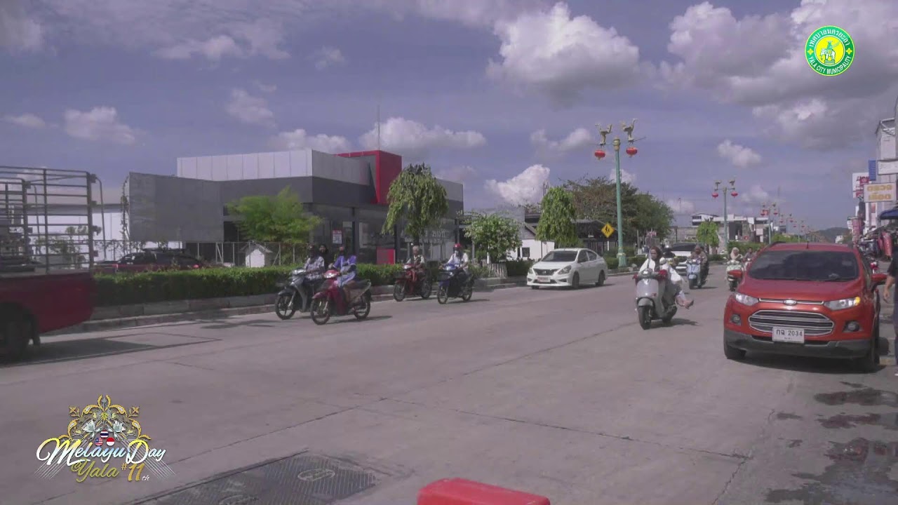 เทศบาลนครยะลา Yalacity's Live broadcast