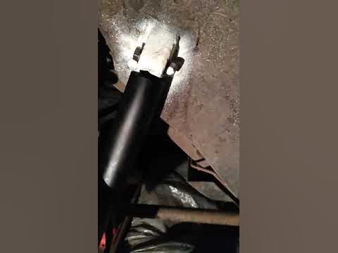 Крепление заднего амортизатора нива 2121. Замена амортизатора нива 2121. Болт заднего амортизатора нива 2121. Замена амортизатора нива 2121. Замена амортизатора нива 2121.